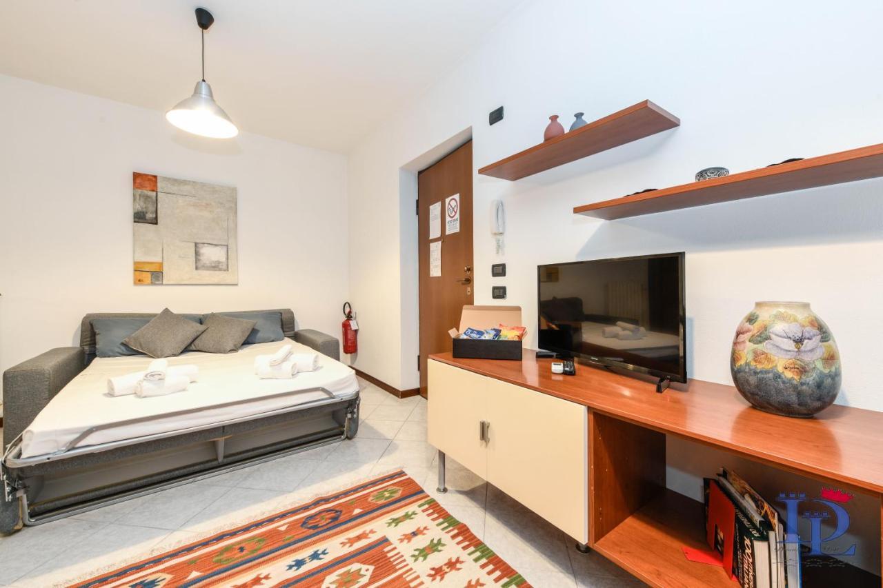 Desenzanoloft Blue Lake Star Apartman Desenzano del Garda Kültér fotó
